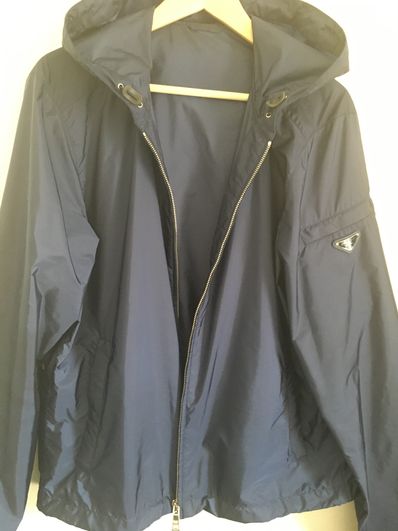 PRADA ナイロンジャケット ロゴプレート