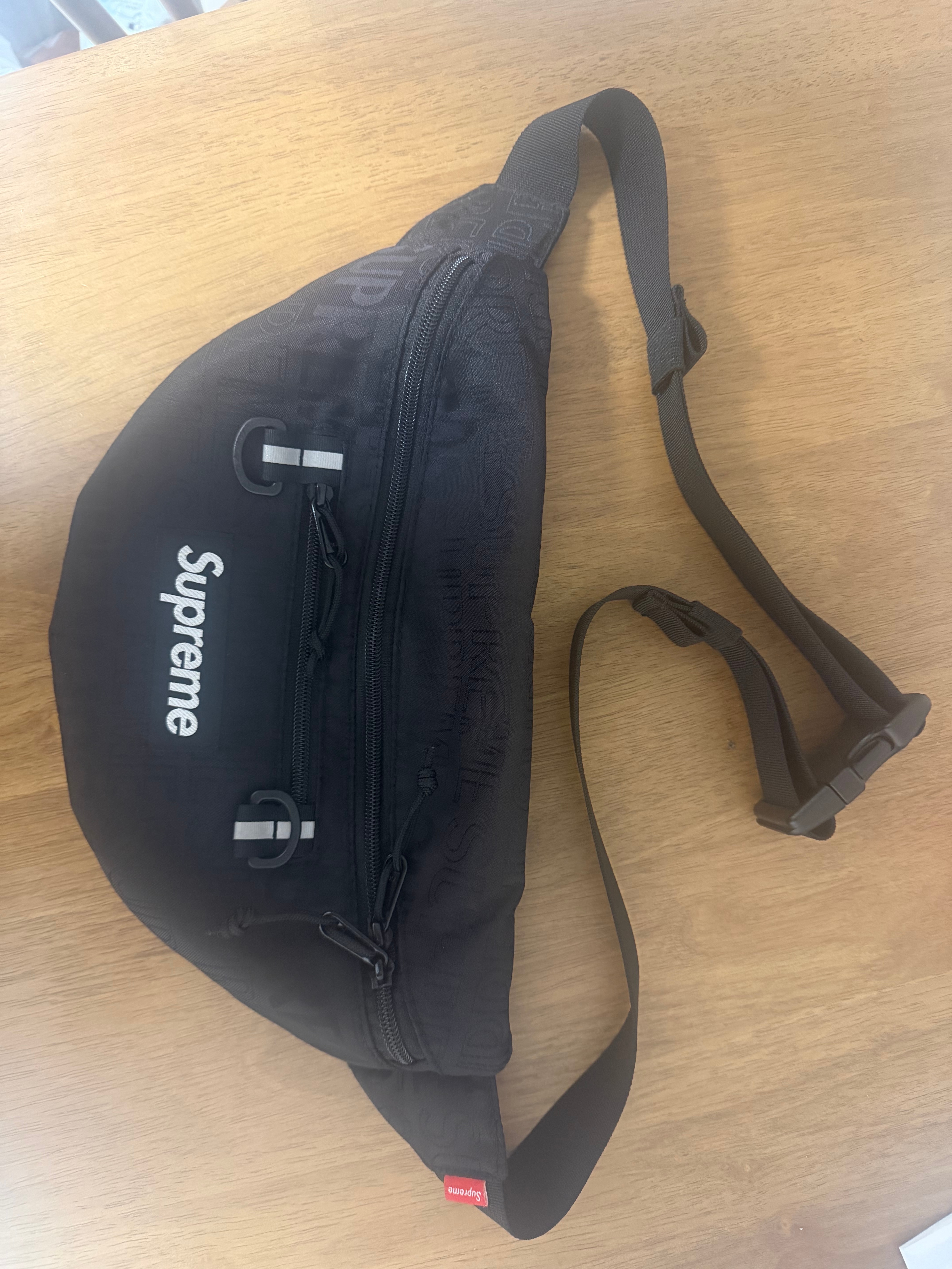 Supreme 19SS Waist Bag 