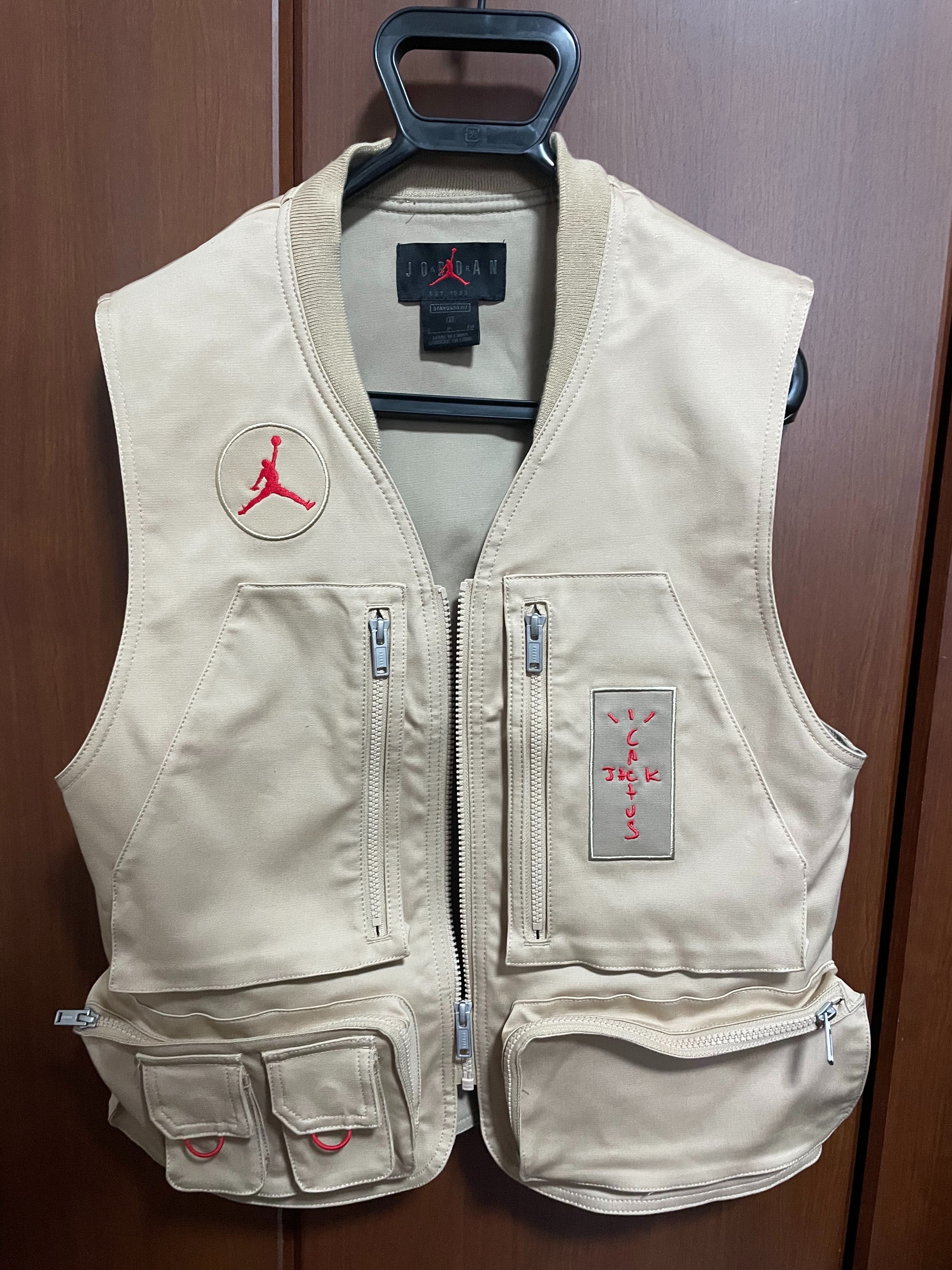 Air Jordan x Travis Cactus Jack Utility Vest "Khaki Desert"