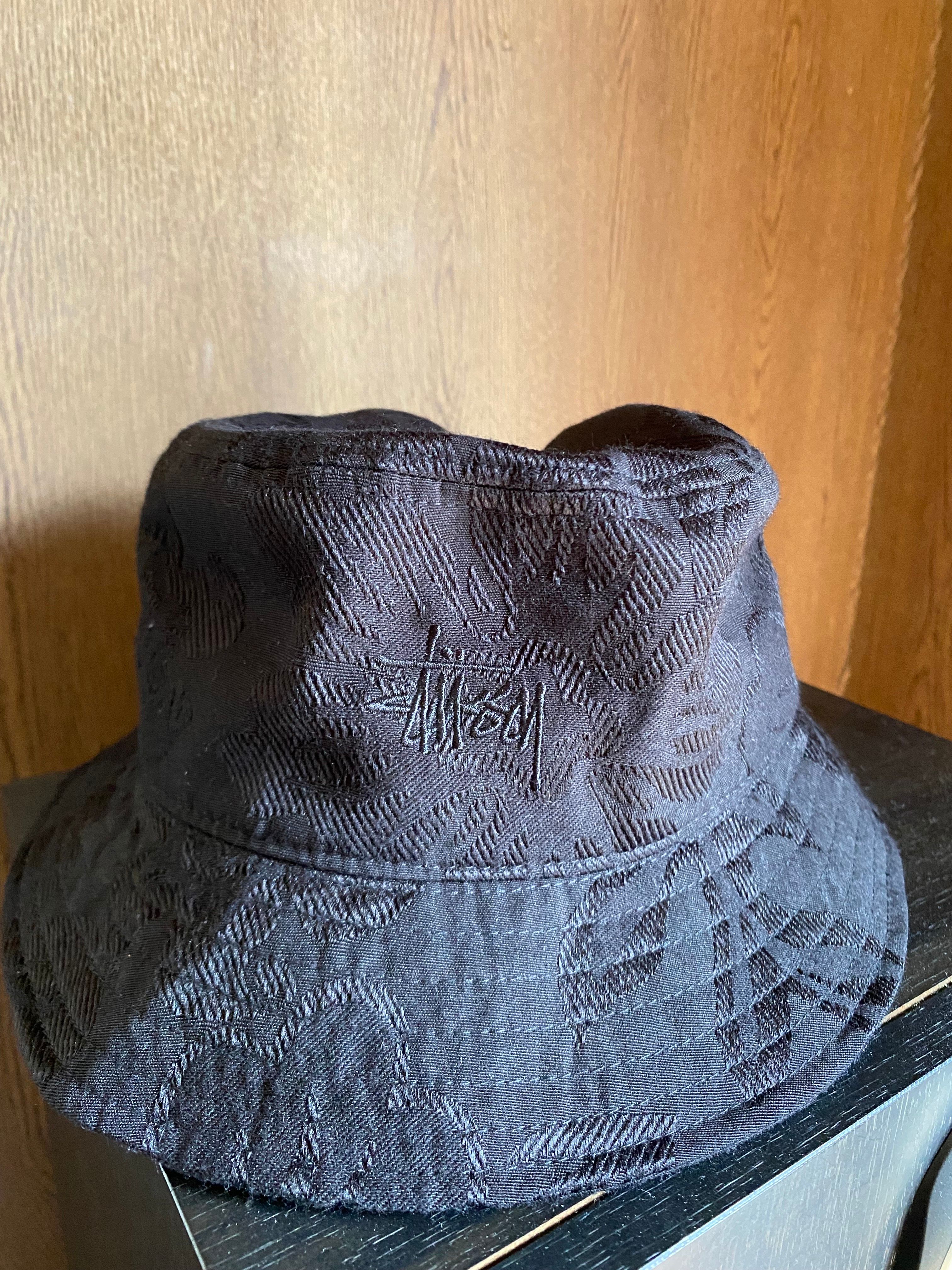 Stussy JACQUARD HAWAIIAN BUCKET HAT "Black"