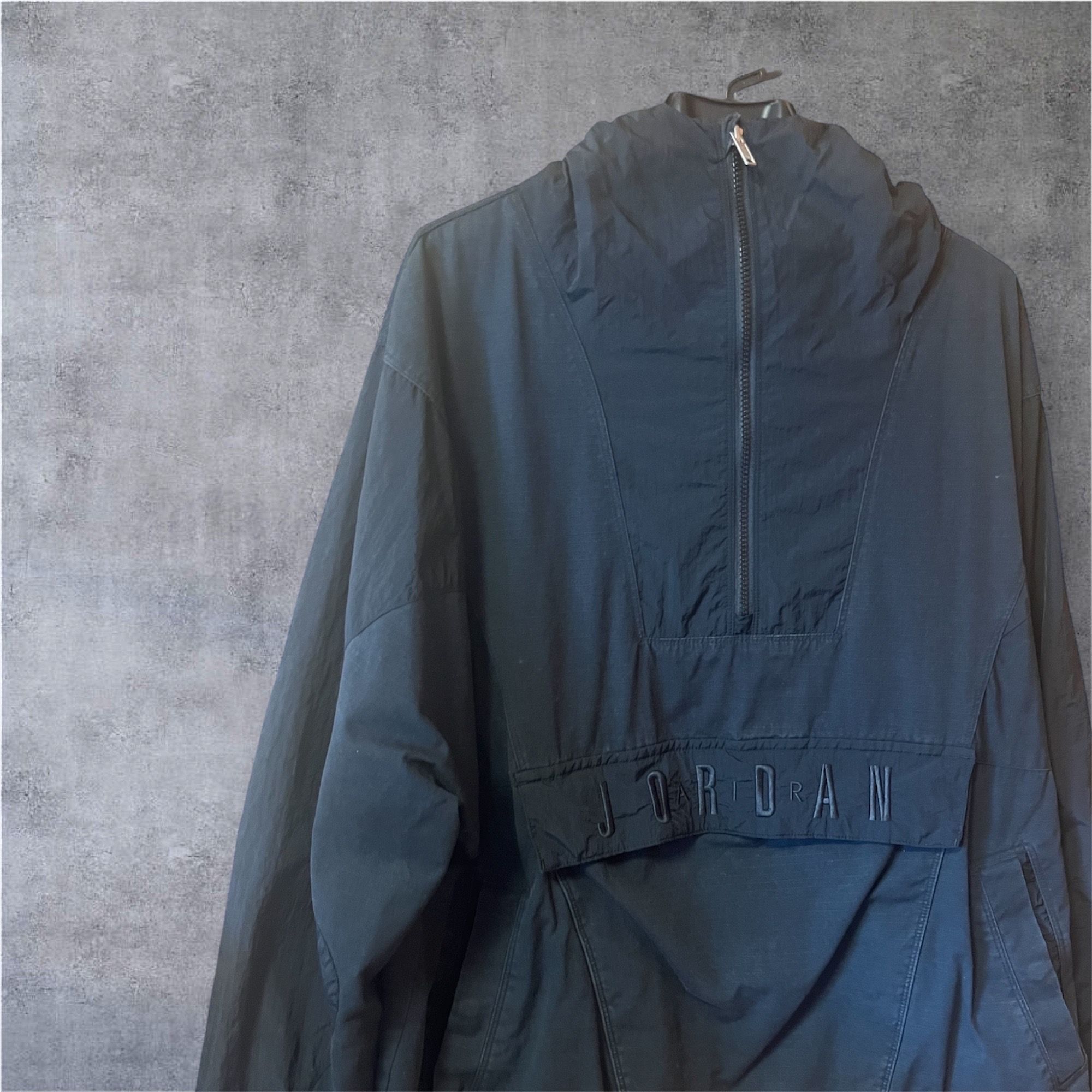 ジョーダン ナイロンジャケット