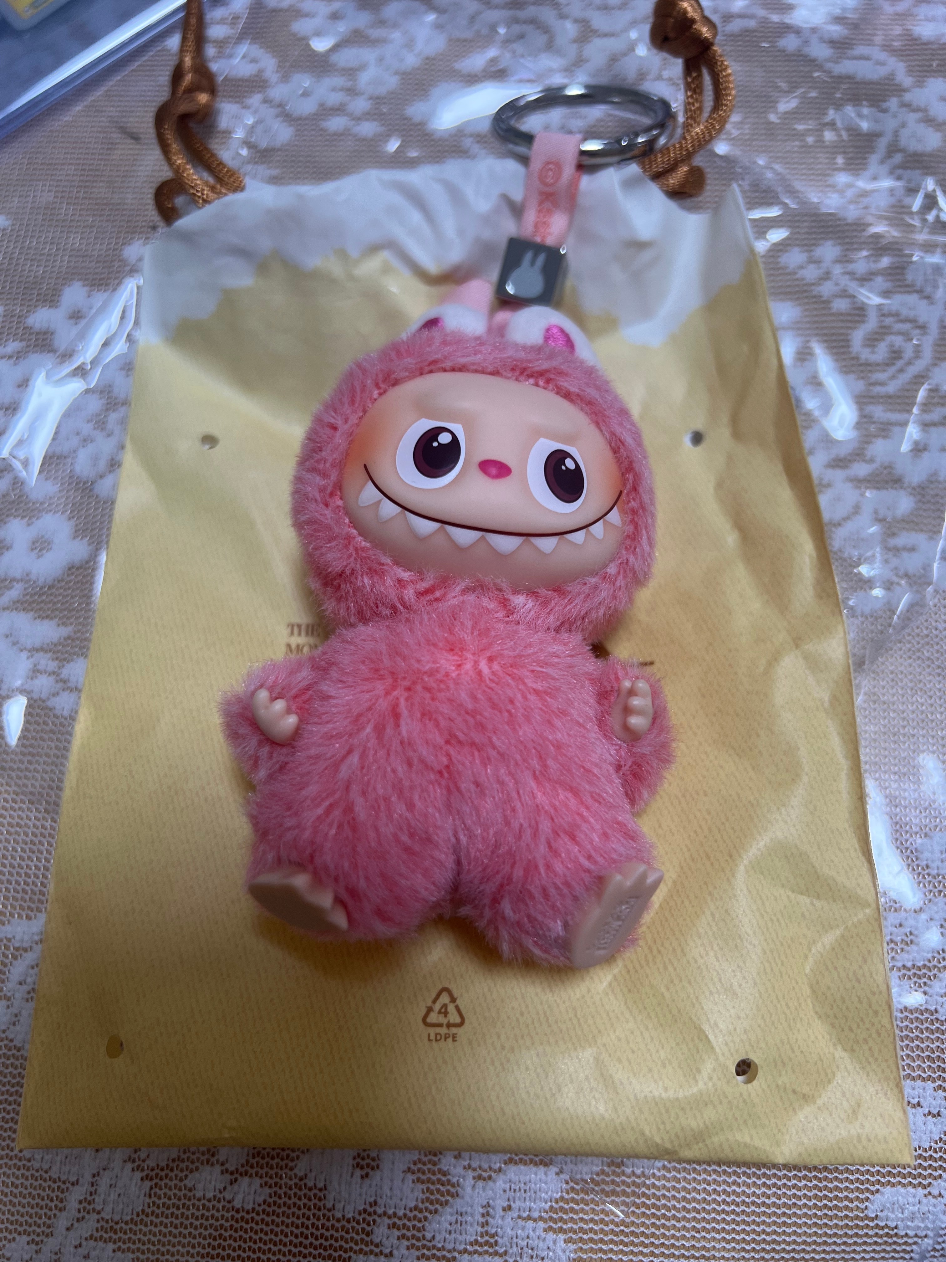 POP MART THE MONSTERS (LABUBU) Pin for Love Series-Vinyl Plush Pendant (A-M) Heart (Secret)