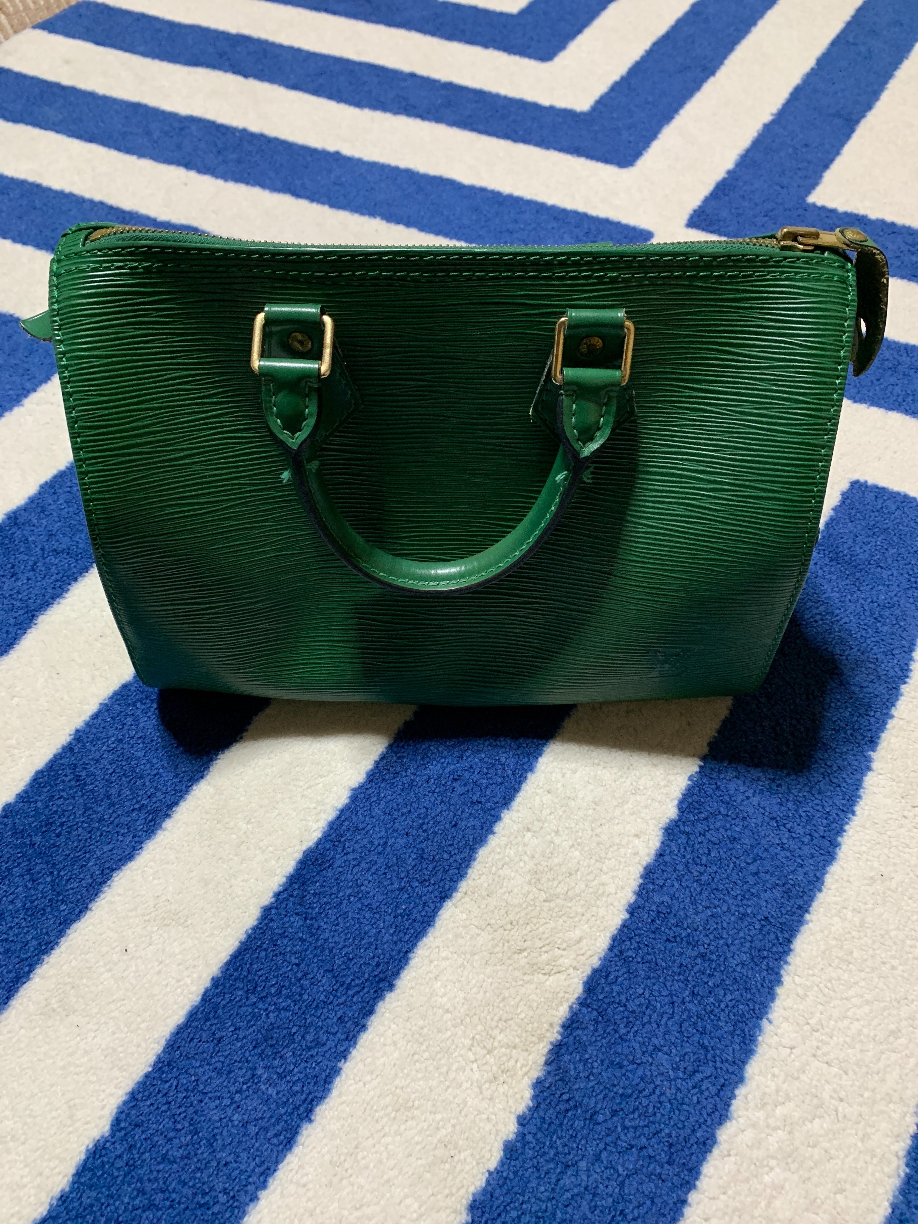 Louis Vuitton Speedy 25 Epi Leather Handle Bag "Green"