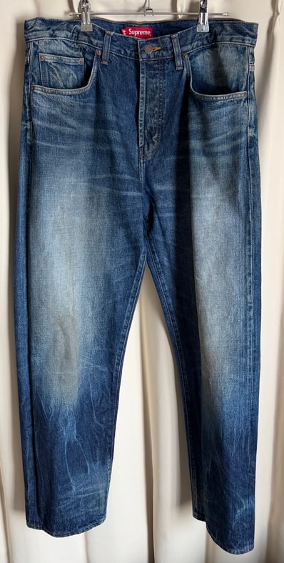 Supreme Distressed Loose Fit Selvedge Jean "Washed Blue" (23FW)