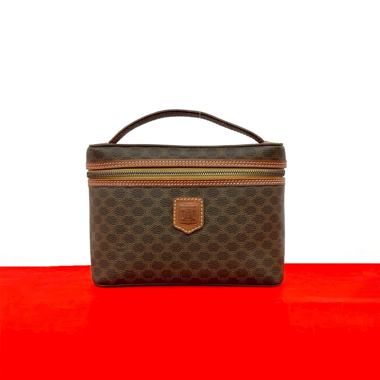 CELINE セリーヌ マカダム ブラゾン トリオンフ 柄 PVC レザー ハンドバッグ ブラウン
85094