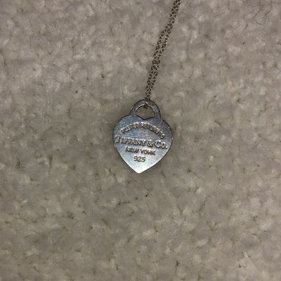 Tiffany & Co. Return to Tiffany Heart Tag Necklace "Silver"