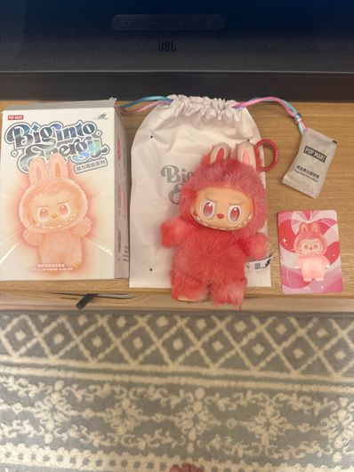 POP MART THE MONSTERS (LABUBU) Big into Energy Series Plush Pendant LOVE