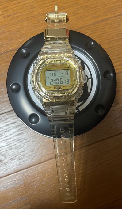 Casio G-Shock Glacier Gold DW5735E-7 - 44mm in Silicone