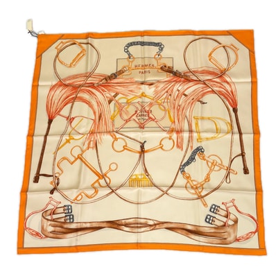 未使用 HERMES エルメス 003533S 14 スカーフ カレ90 鐙の幻想 Fantaisie d'Etriers シルクスカーフ オレンジ ベージュ ファッション小物 小物 ユニセックス