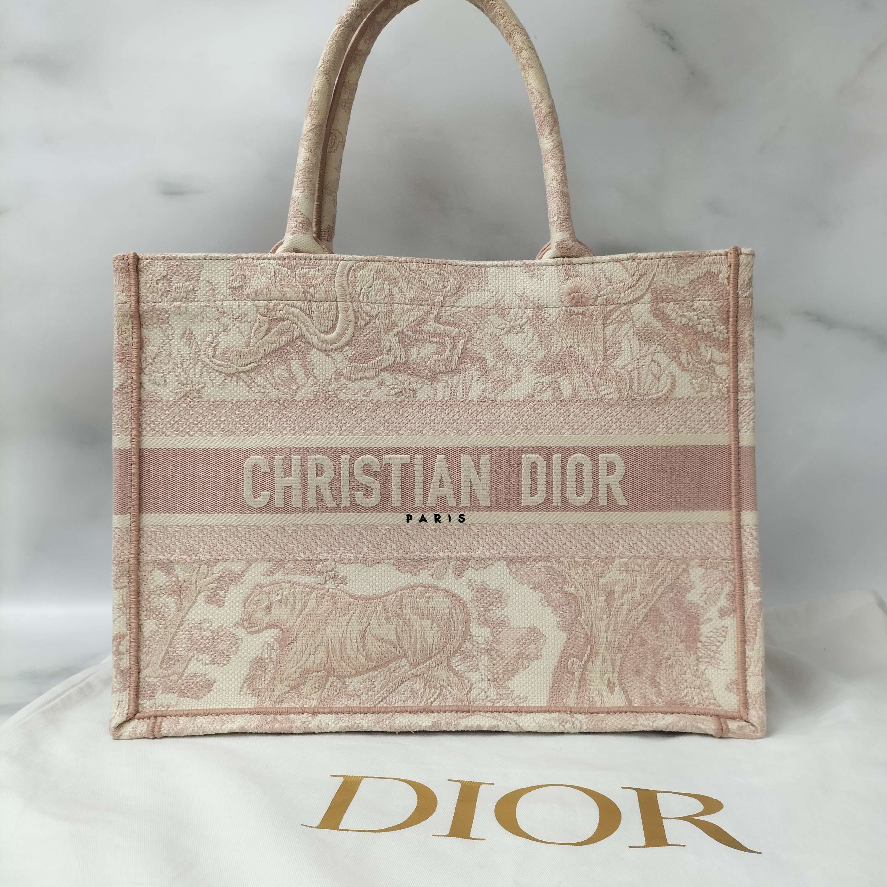 Dior Medium Dior Book Tote Rose Des Vents Toile de Jouy Embroidery "Rose des Vents"