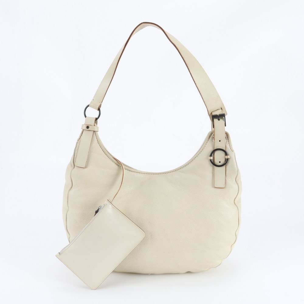 ■美品 グッチ101308 ショルダーバッグ レザー