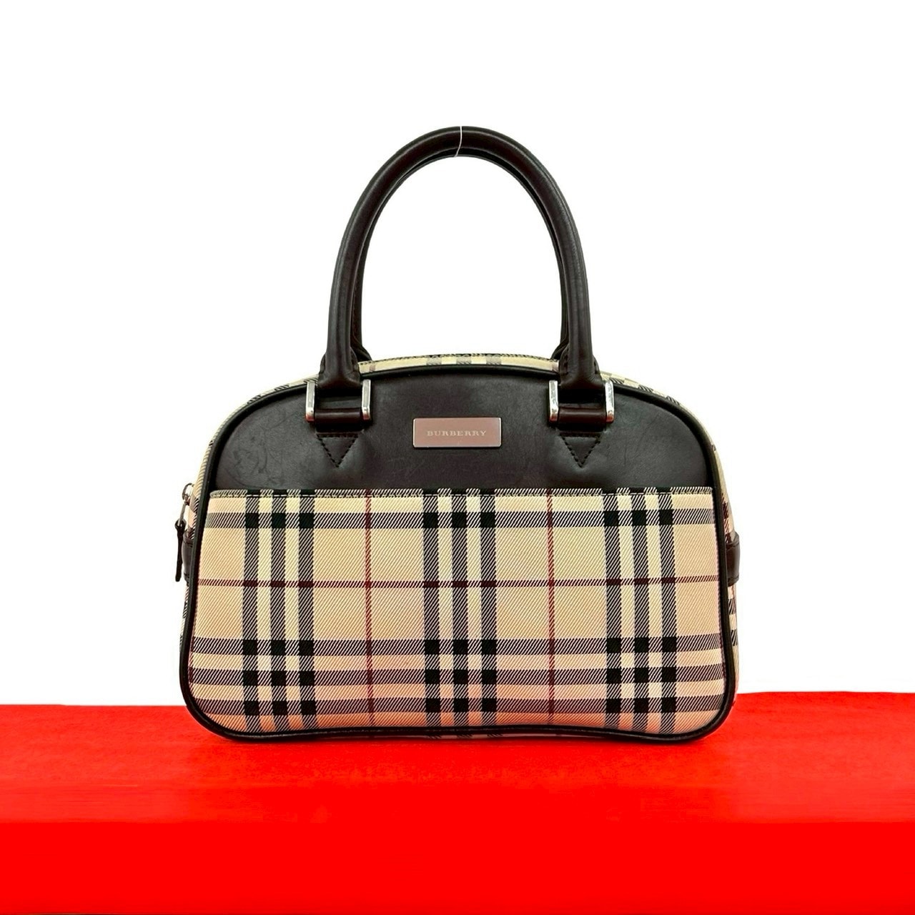 BURBERRY バーバリー ロゴ 金具 ノバチェック 柄 レザー キャンバス ハンドバッグ ブラウン
68925