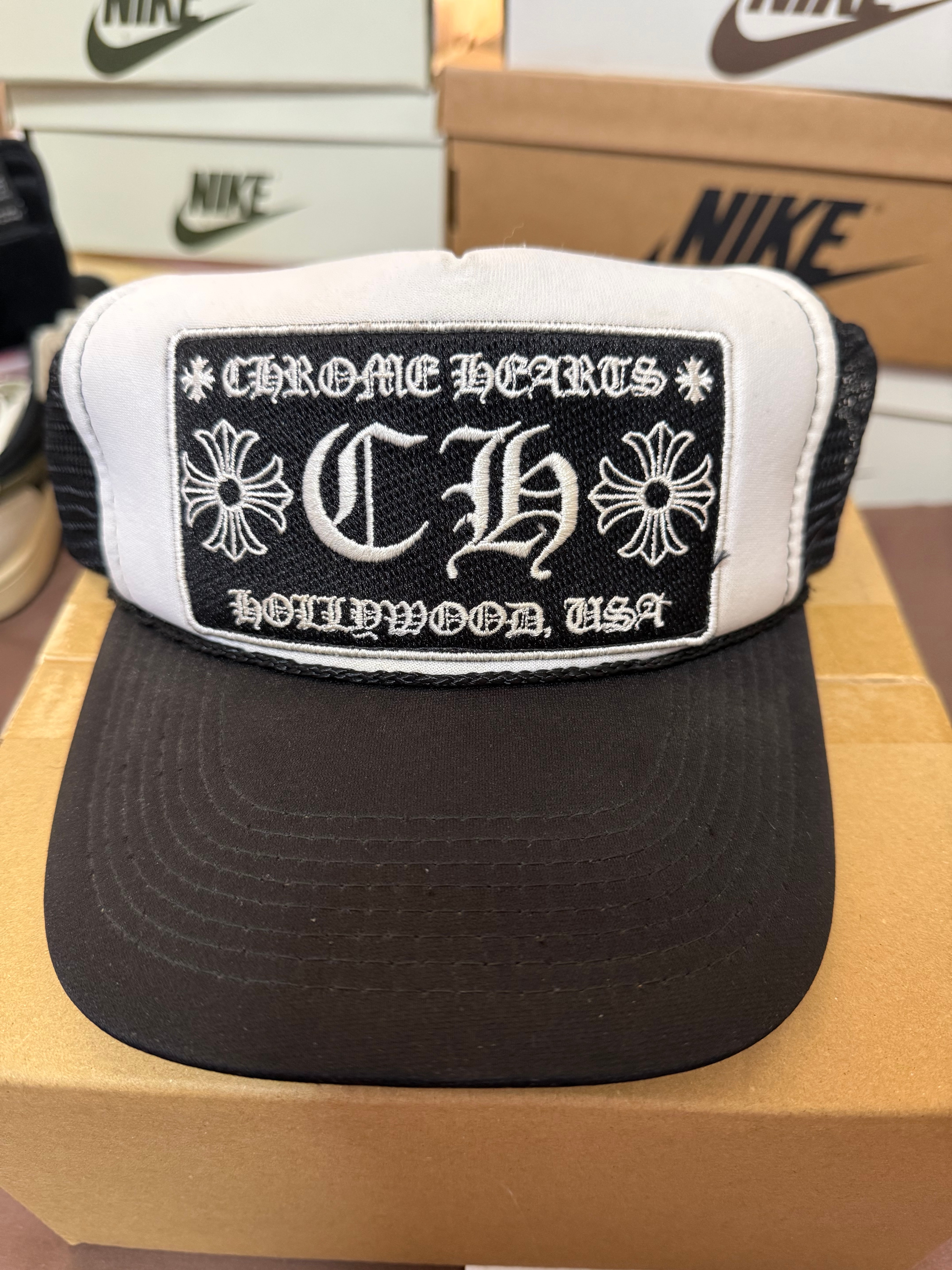 Chrome Hearts Trucker Cap CH "Black/White"