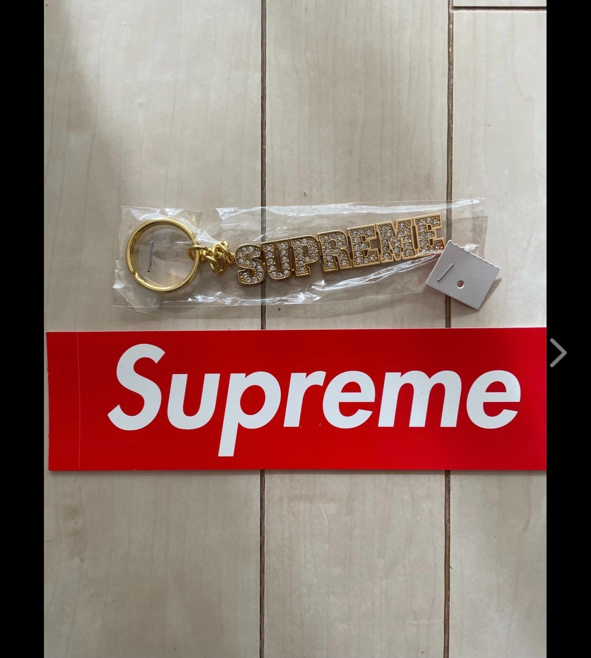 Supreme Block Logo Keychain "Gold"