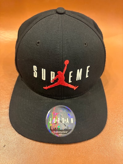 Supreme NIKE Air Jordan 6-Panel Cap "Black"