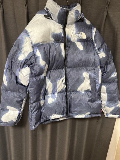 Supreme x The North Face Bleached Denim Print Nuptse Jacket "Indigo"