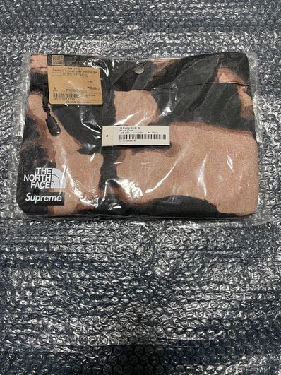 Supreme x The North Face Bleached Denim Print Shoulder Bag "Black"
