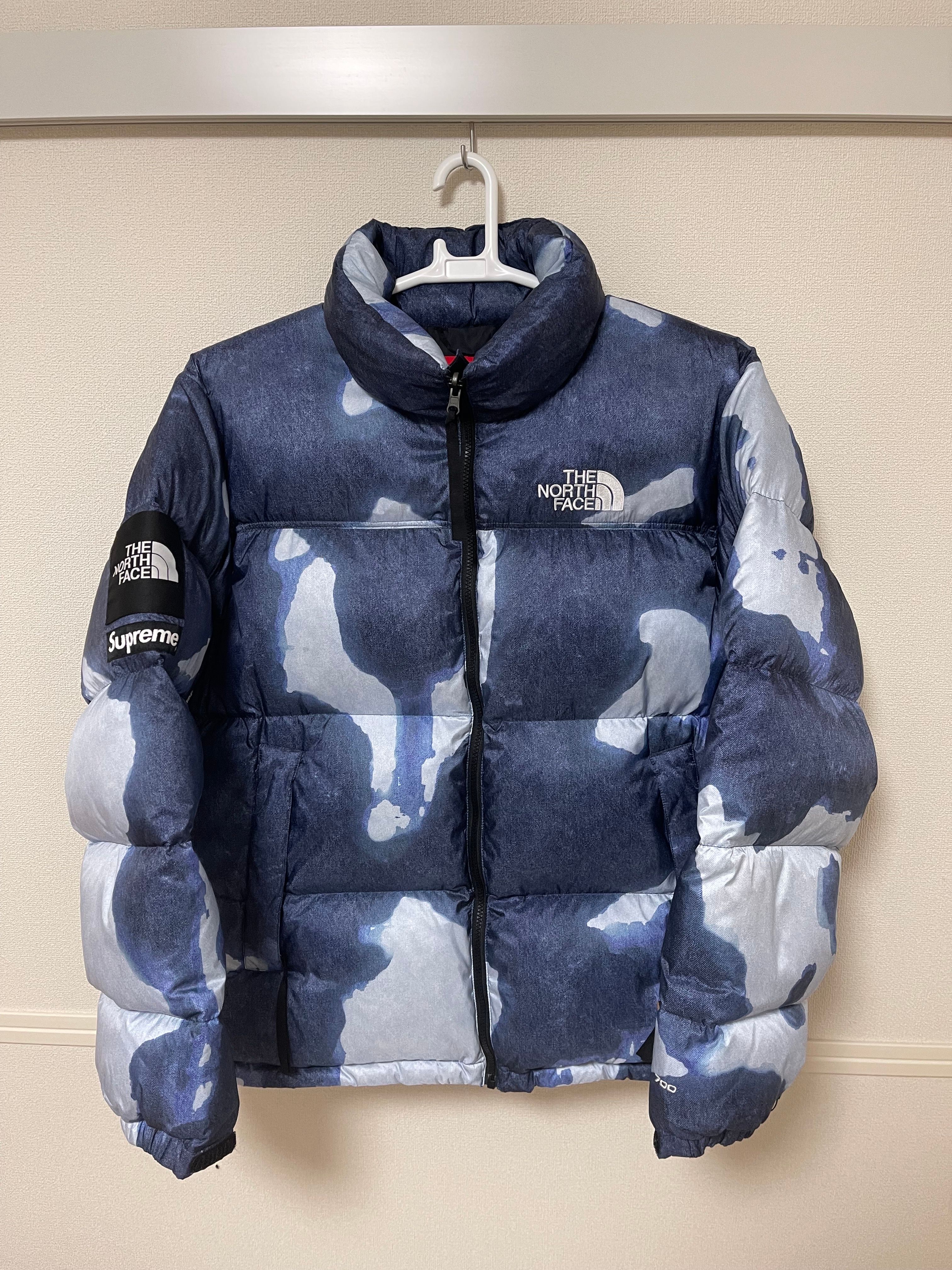 Supreme x The North Face Bleached Denim Print Nuptse Jacket "Indigo"