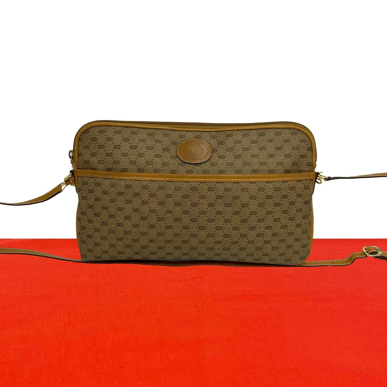 GUCCI グッチ マイクロGG ロゴ PVC レザー ショルダーバッグ ブラウン
 39814
