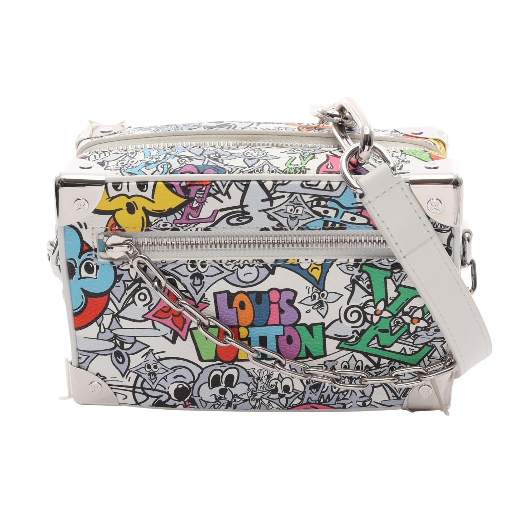 ルイ・ヴィトン LOUIS VUITTON ミニ ソフトトランク ショルダーバッグ バッグ PVCコーティングキャンバス レザー モノグラム・コミックキャンバス メンズ ホワイト系 / マルチカラー M82008 【中古】
