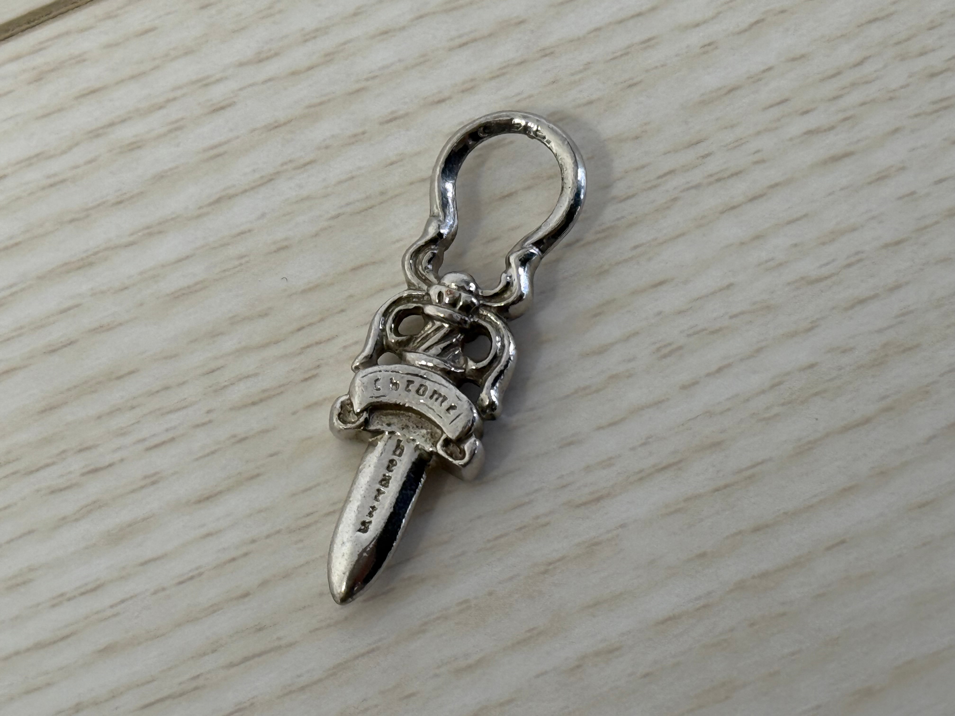 美品!正規品 クロムハーツ ダガーチャーム ネックレス ペンダント ウォレット 財布