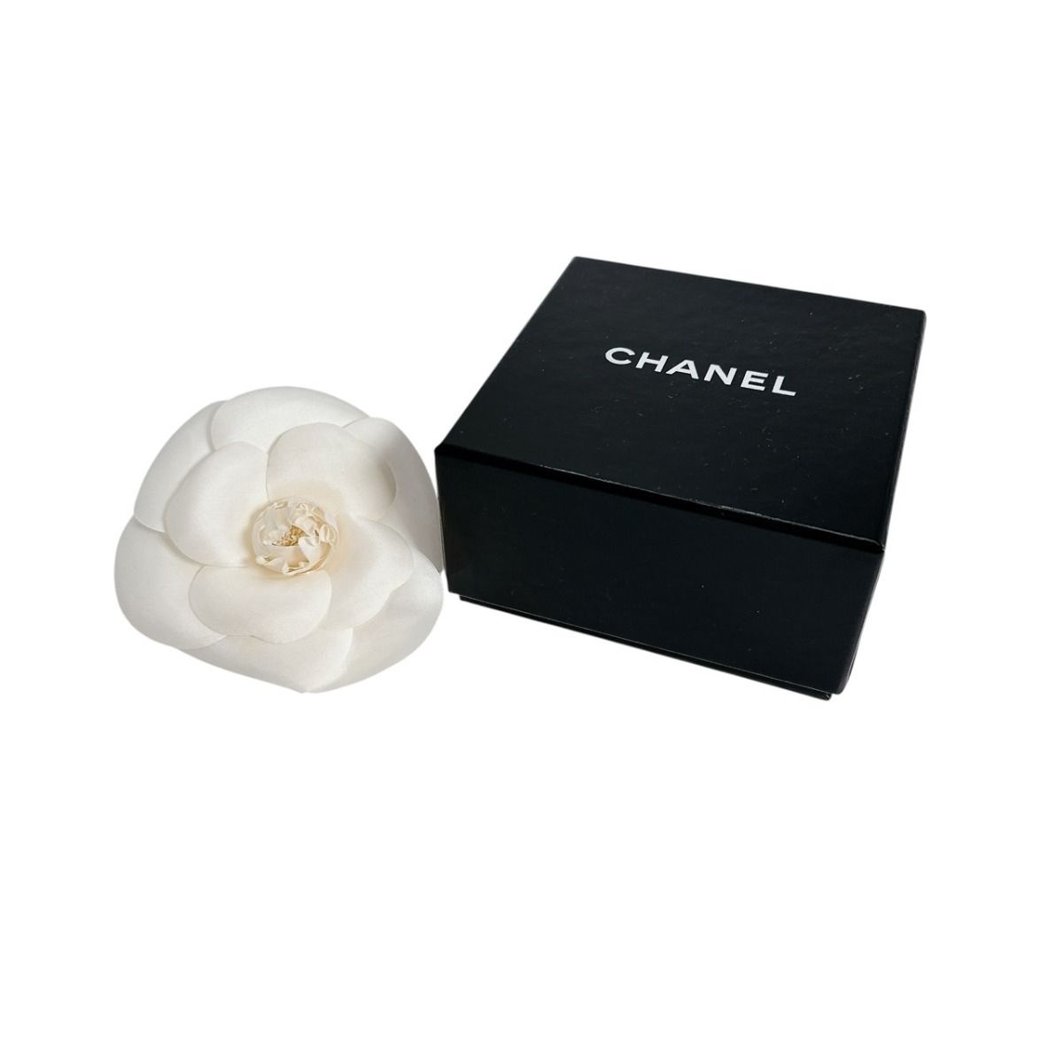 シャネル CHANEL カメリア ブローチ