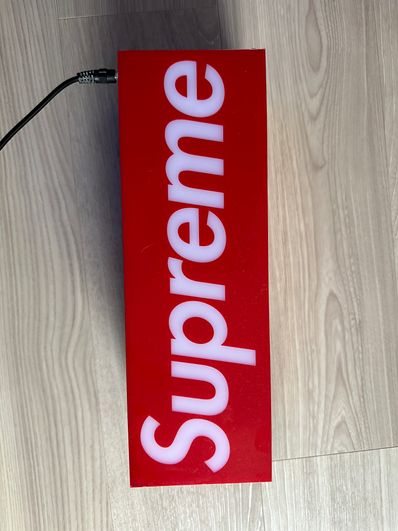 Supreme Box Logo Lamp "Red"