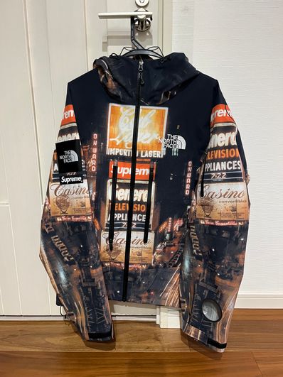 Supreme x The North Face Taped Seam Shell Jacket "Times square" NP52207I x NF0A82RK