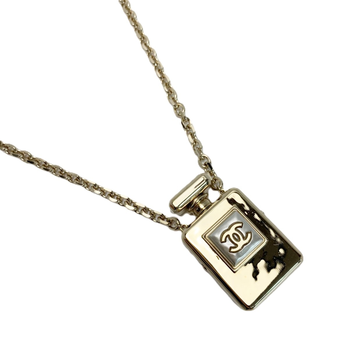 CHANEL シャネル パフュームNo5 香水ボトルモチーフ B22S メタル B22S ゴールド