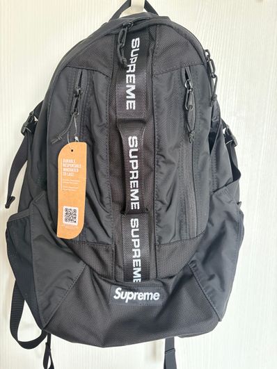 Supreme FW22 Backpack "Black"