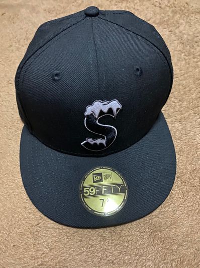 Supreme S Logo New Era® "Black" (20FW)