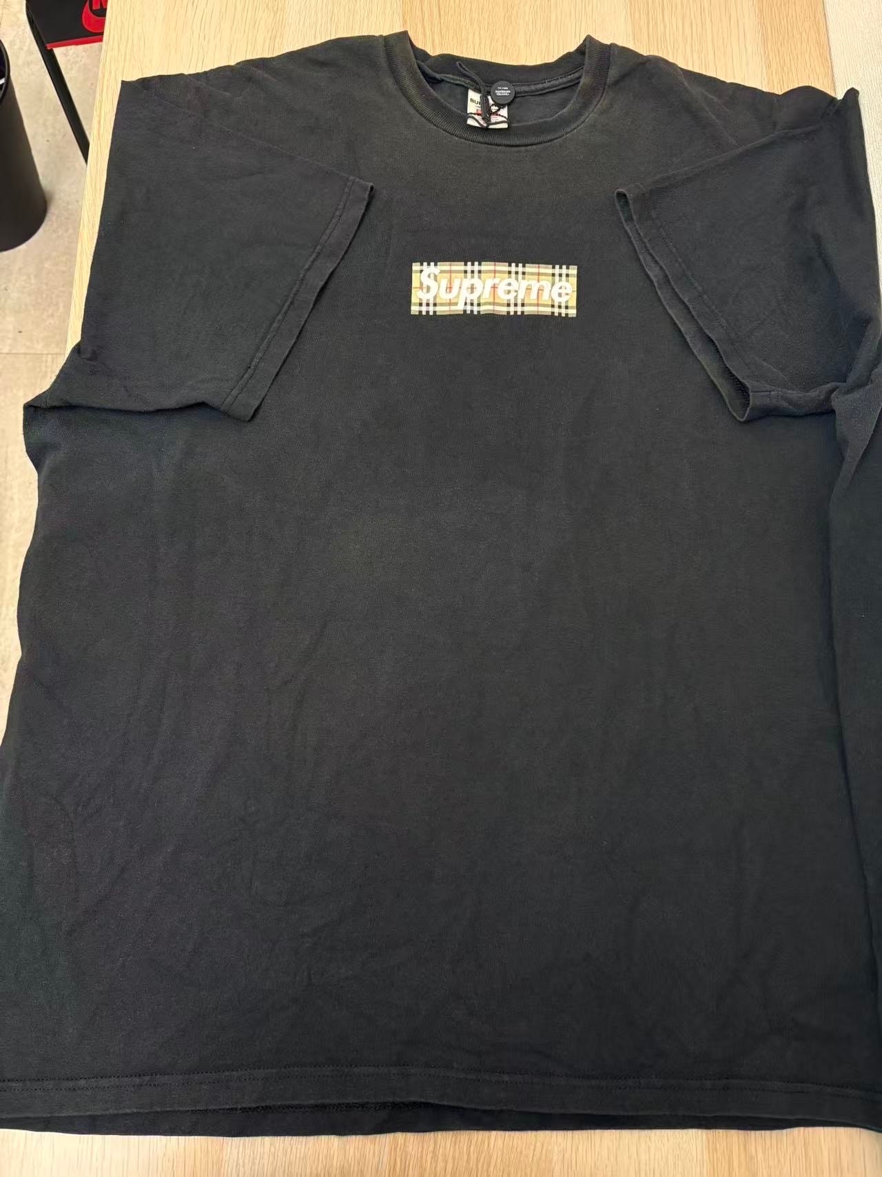 シュプリーム バーバリー ボックス ロゴ Tシャツ 
