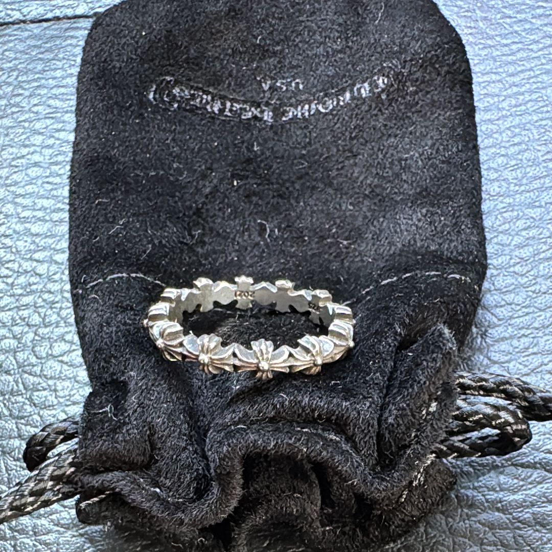 Chrome Hearts Tiny E CH Plus Band Ring "Silver"