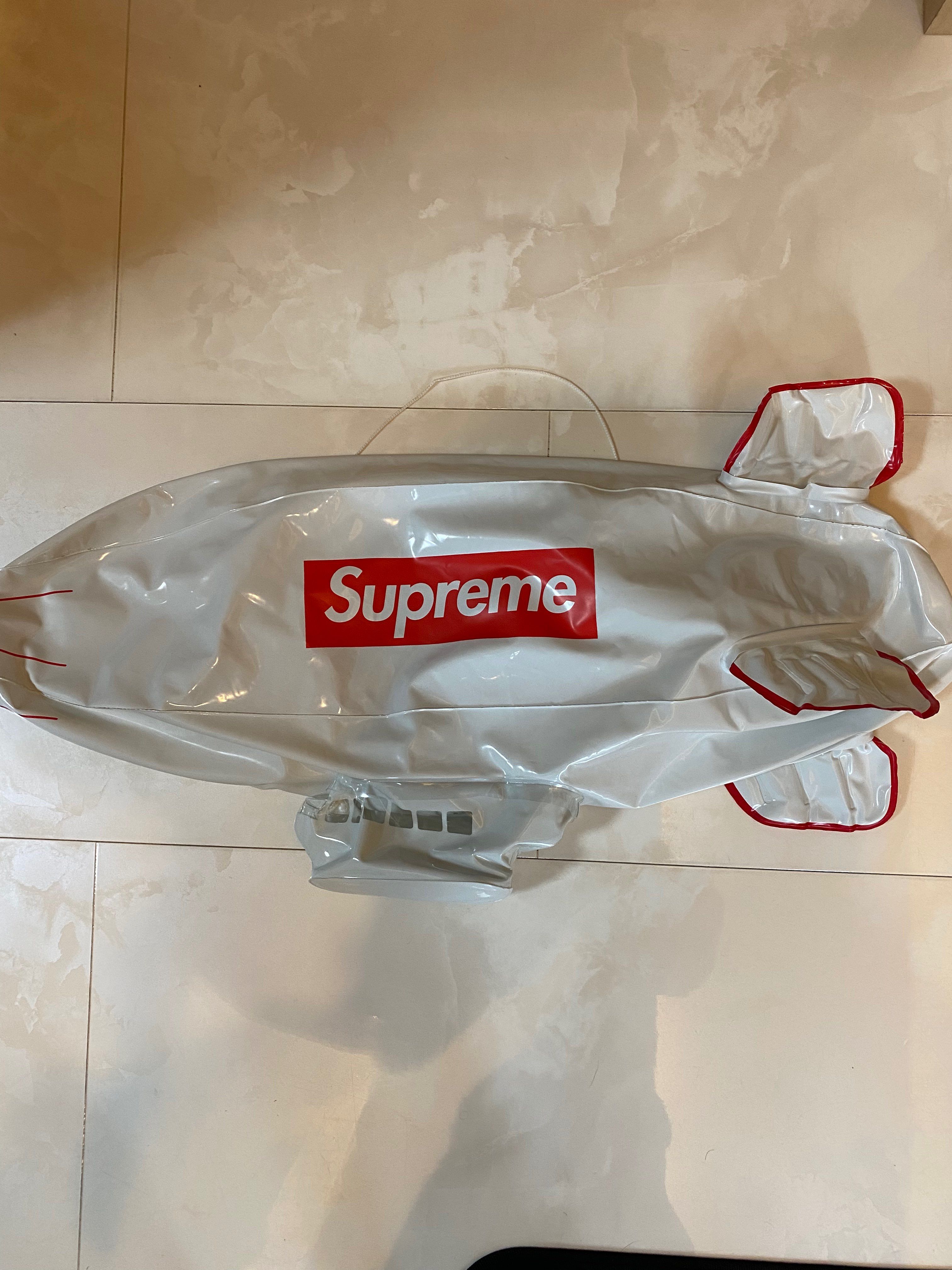 supreme Inflatable Blimp 気球 バルーン