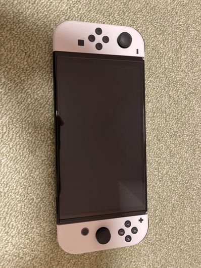 Nintendo Switch 有機EL Model HEG-S-KAAAA "White"