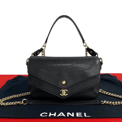 CHANEL シャネル ココマーク Vステッチ レザー ショルダーバッグ ブラック
28583