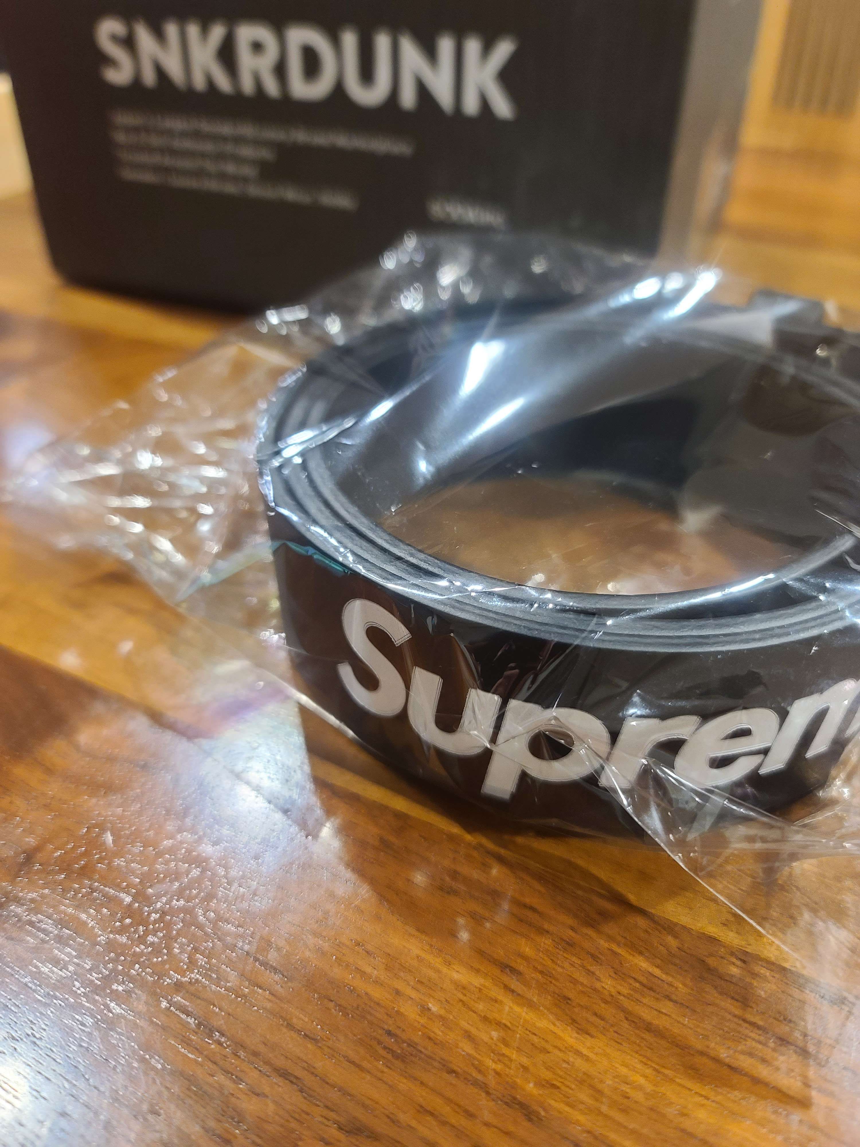 Supreme Repeat Leather Belt "Black" (23SS)