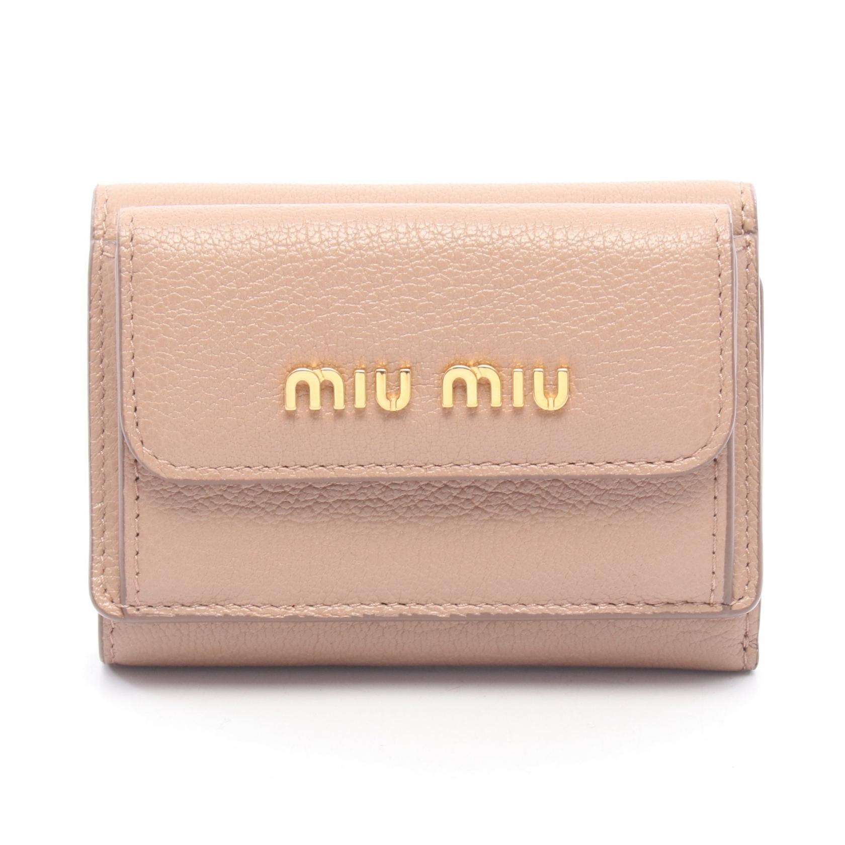 ミュウ ミュウ Miu Miu マドラス 三つ折り財布 財布 レザー レディース ピンク系 【中古】