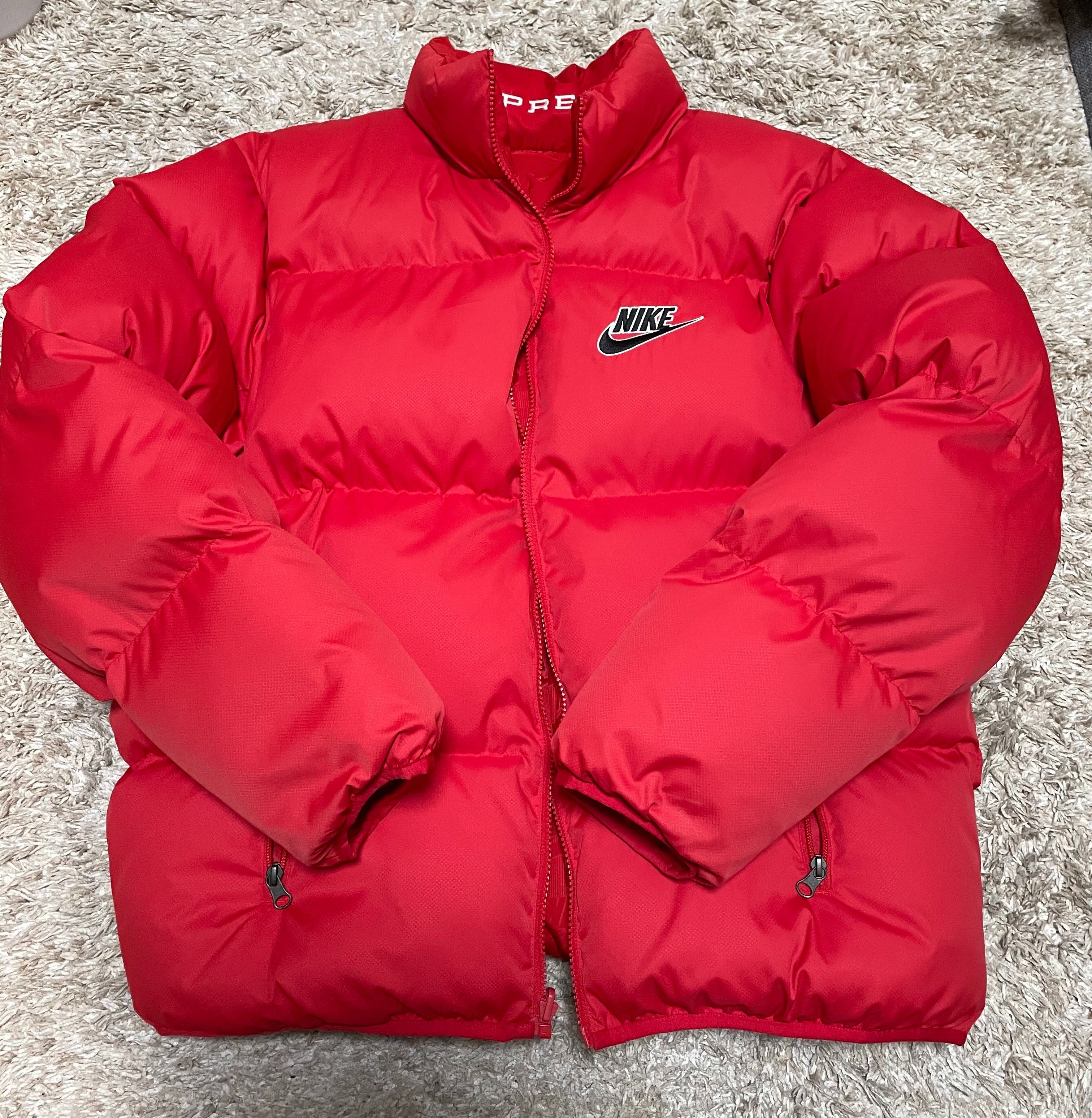 Supreme / Nike® Reversible Puffy Jacket "Red"