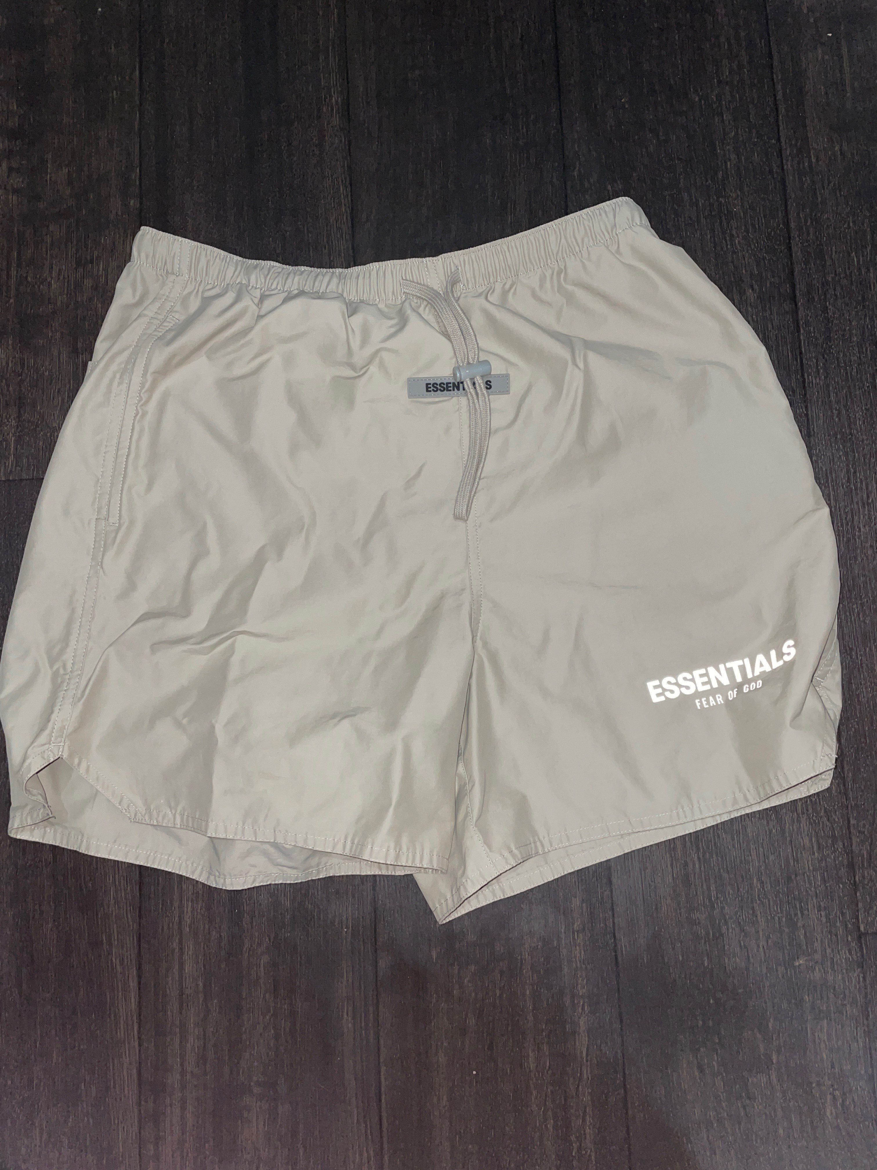 FEAR OF GOD ESSENTIALS Volley Shorts "Moss"