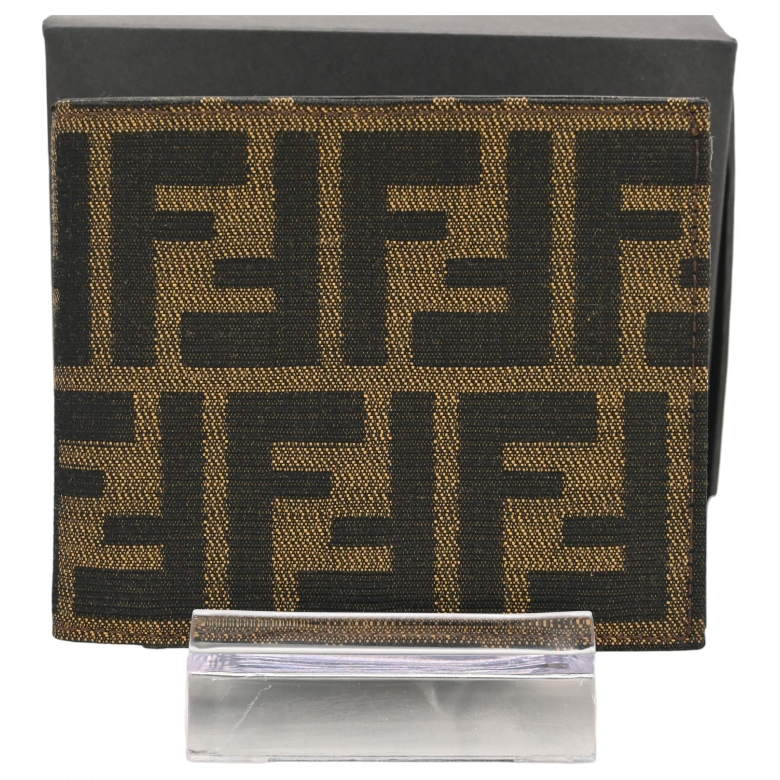 フェンディ 二つ折り財布 レディース