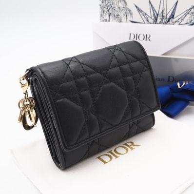 美品 Dior ディオール カナージュ ラムスキン Lady Dior Lotus ウォレット S0181ONMJ_M900 三つ折り財布 ブラック ラムスキン レディース