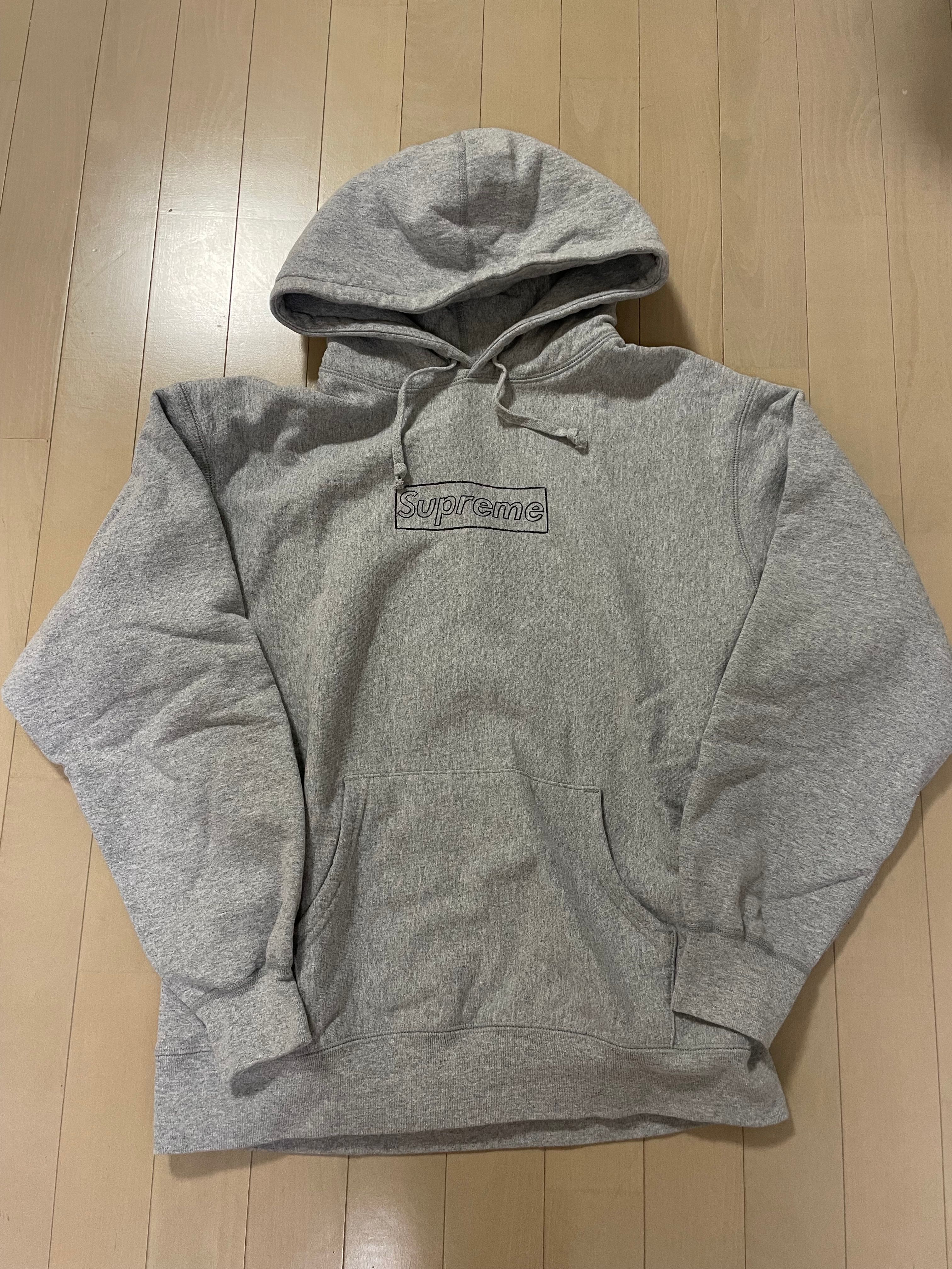 Supreme KAWS Chalk Logo Hooded Sweatshirt "Grey"(2021)