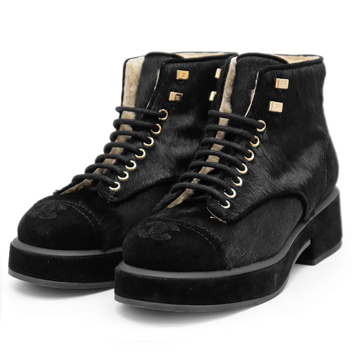【新品同様】CHANEL シャネル G39505 ブーツ ハラコ x スウェード コンビネーション ボアライニング COCOマーク ロゴ キャップトゥ レースアップ 厚底 靴 アンクルウォーマー/袋付属 レディース サイズ 36.5C ブラック 黒 イタリア製