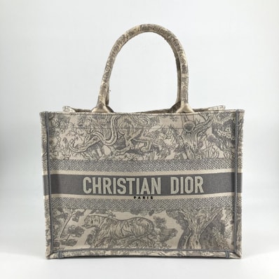 Christian Dior(クリスチャンディオール) トワル ドゥ ジュイ エンブロイダリー Book Tote ミディアム キャンバス トートバッグ ホワイト×グレー