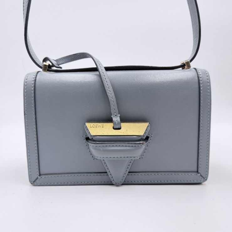 LOEWE(ロエベ)バルセロナ ショルダーバッグ レザー グレーブルー ゴールド金具