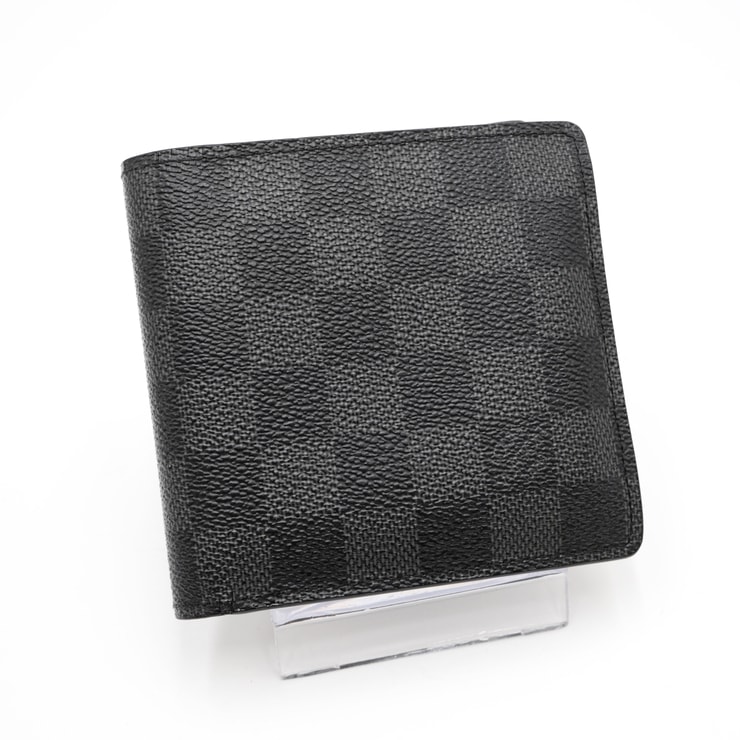 LOUIS VUITTON(ルイ・ヴィトン)ポルトフォイユ・マルコ ダミエ・グラフィット 二つ折り財布 コンパクトウォレット ブラック グレー PVC レザー メンズ 小銭入れ付き【中古】