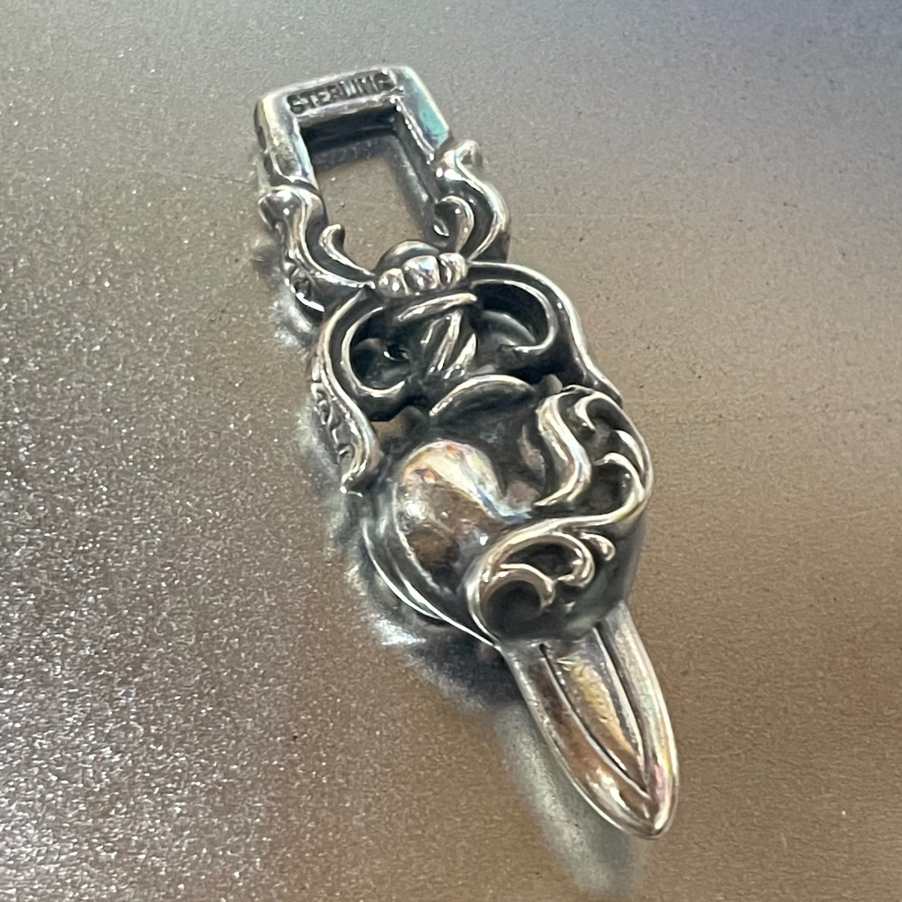 クロムハーツ  ダガーハート ペンダント 