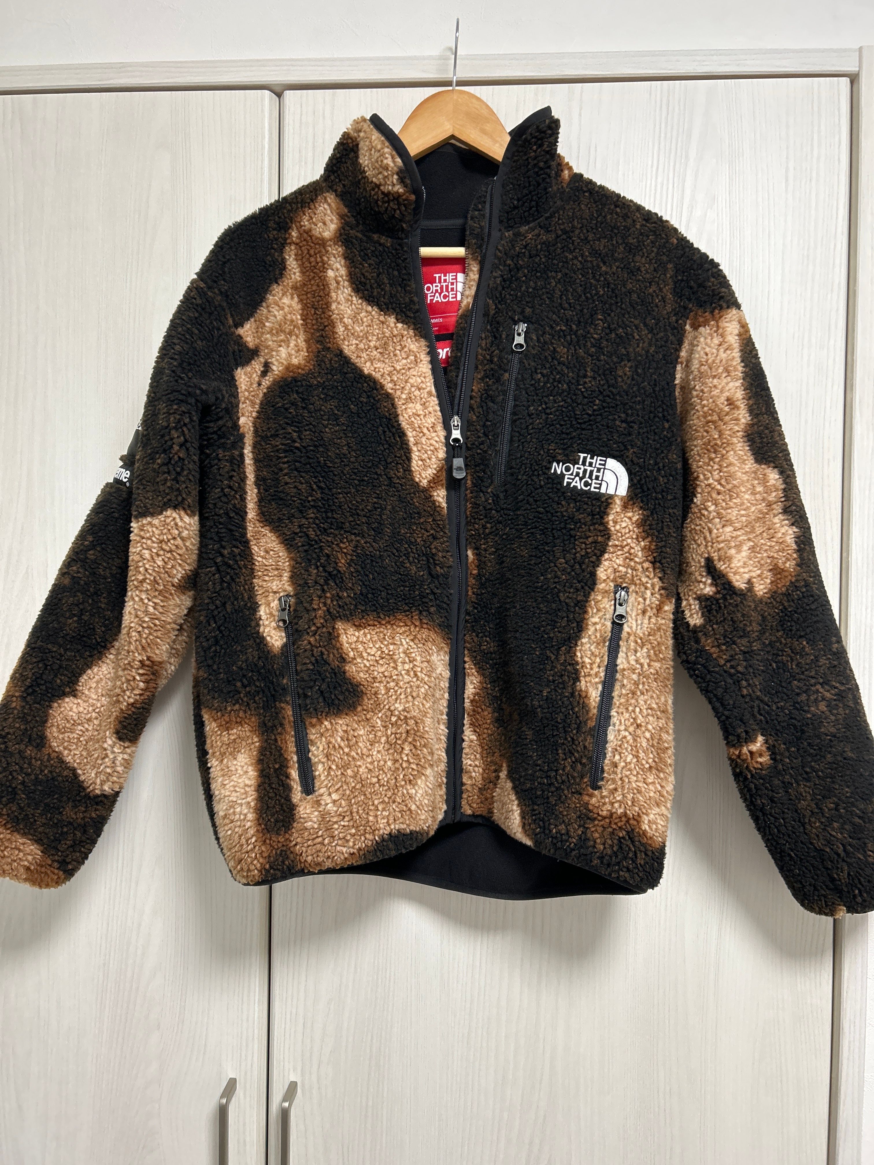 Supreme x The North Face Bleached Denim Print Fleece Jacket "Black"