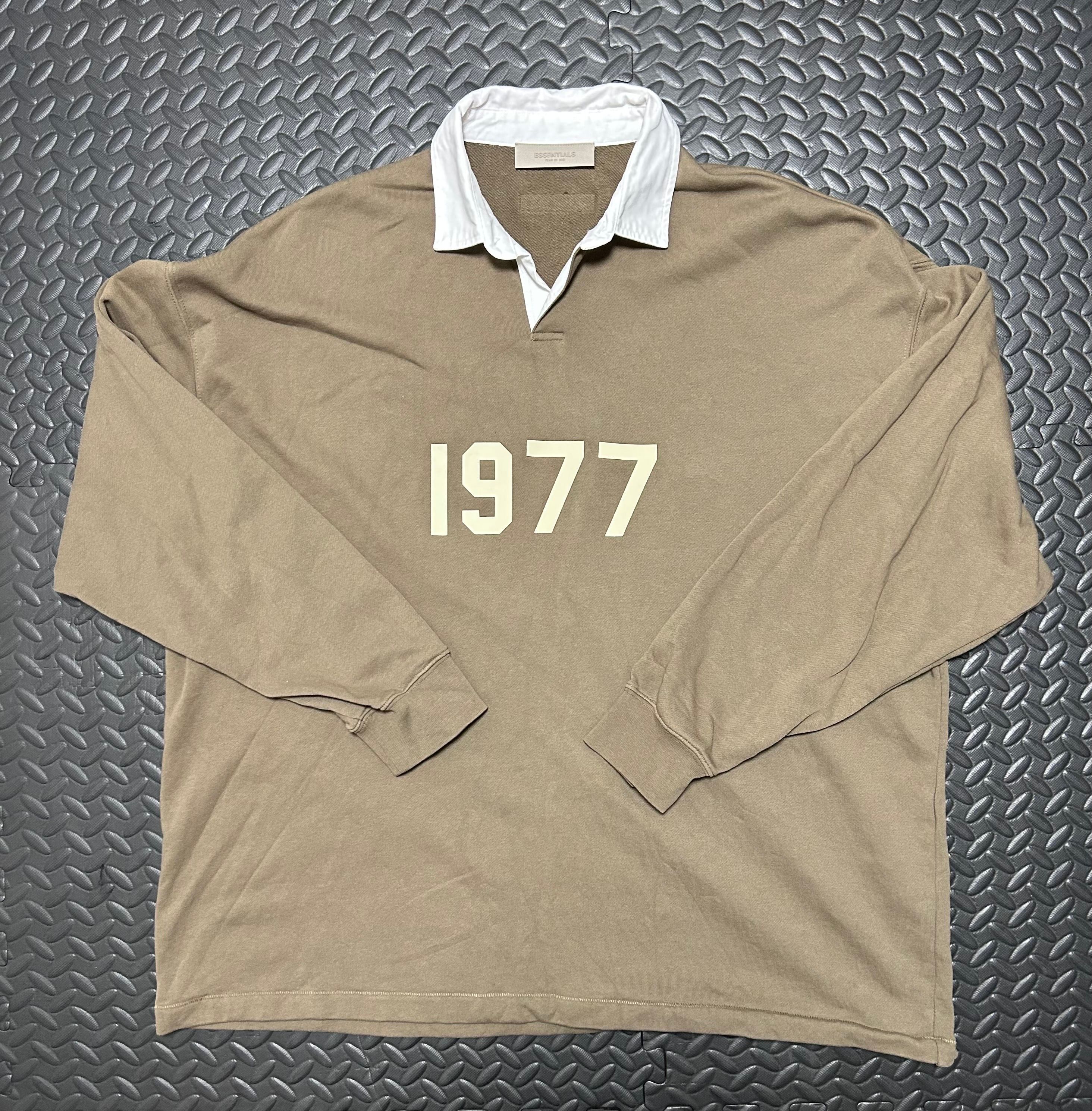 FEAR OF GOD ESSENTIALS Henley Rugby "Wood"